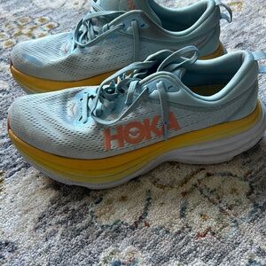 Hoka Bondi 8